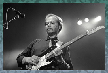 Walter Becker - Madison Sq. Garden 1993